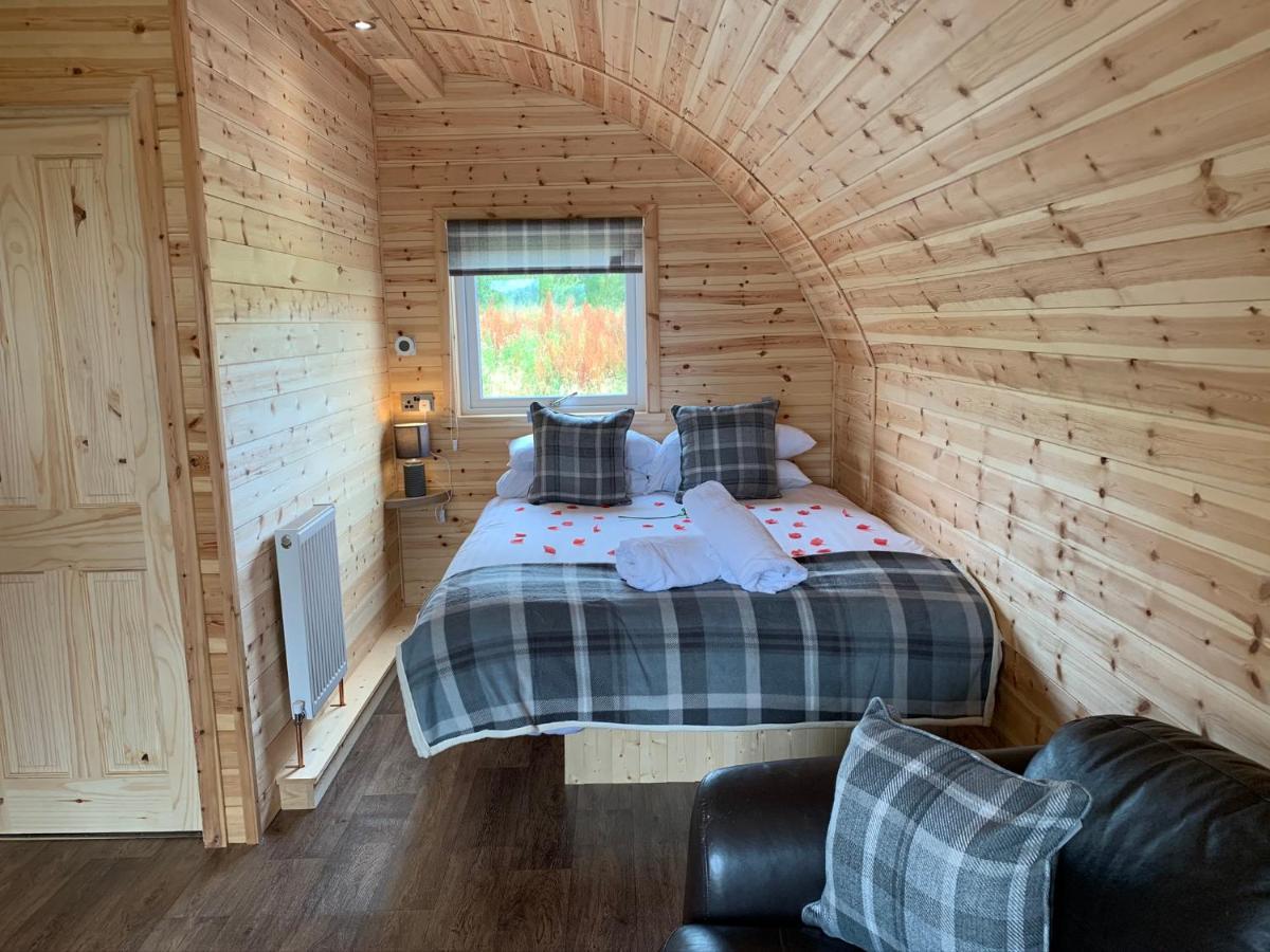 Pond View Pod 3 With Private Hot Tub -Fife - Loch Leven - Lomond Hills Villa Kelty Dış mekan fotoğraf
